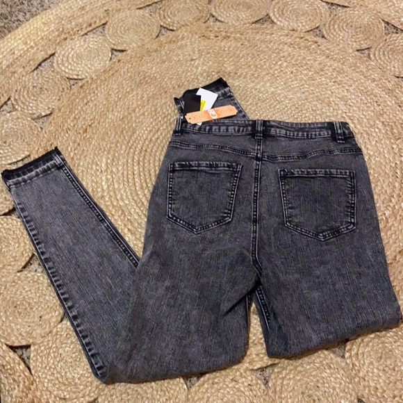 Gianni Bini black jeans - Picture 2 of 5